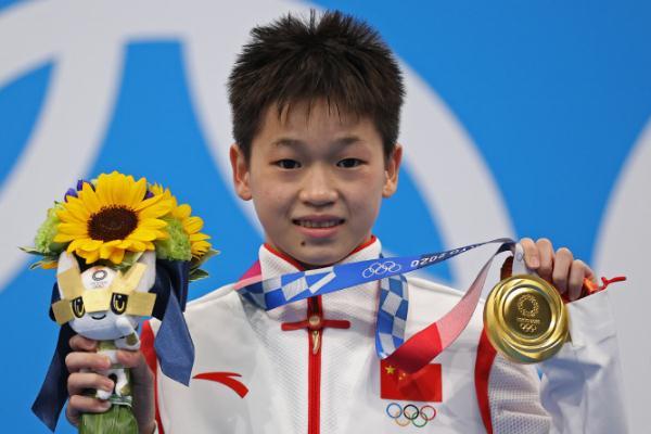 14岁全红婵3跳满分夺金 跳水的评判标准是什么