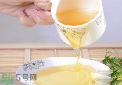 ​一天喝多少蜂蜜水合适？怎么正确喝蜂蜜水？