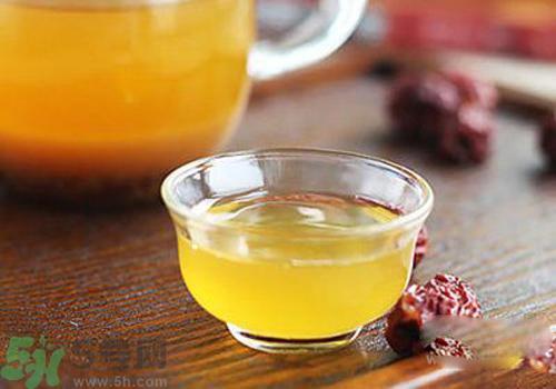 一天喝多少蜂蜜水合适？怎么正确喝蜂蜜水？