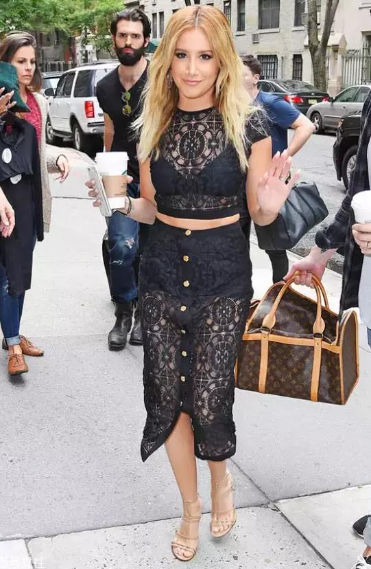 蕾丝裙不适合什么人穿 蕾丝裙不适合这4类女生