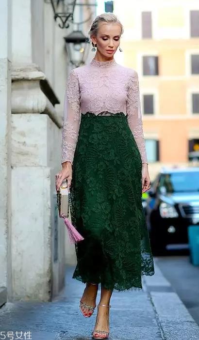 蕾丝裙不适合什么人穿 蕾丝裙不适合这4类女生
