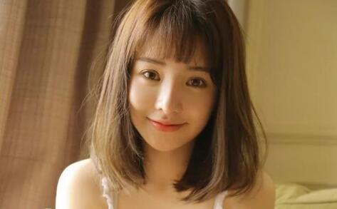 主动聊天打招呼适当降温