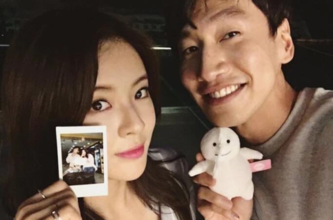 娱乐李光洙女朋友是谁？李光洙女朋友和李光洙怎么在一起的？  3