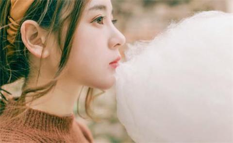 单身狗快收藏：怎么谈恋爱技巧，从聊天到亲密关系