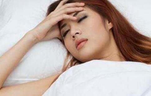 女生说失眠了怎么回复二