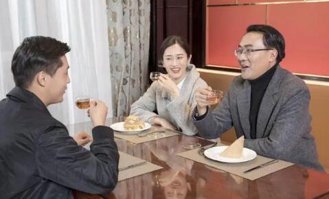 第一次见女方家长怎么聊天