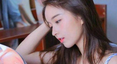 ​跟女生说情话她不拒绝也不回复，该怎么办？