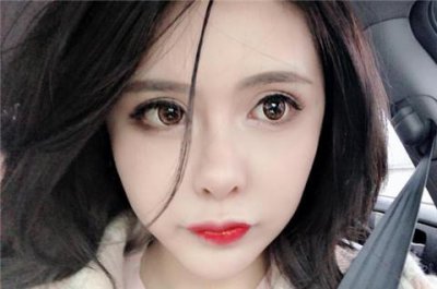 ​心情不好哄女朋友开心的话要怎么说的文案