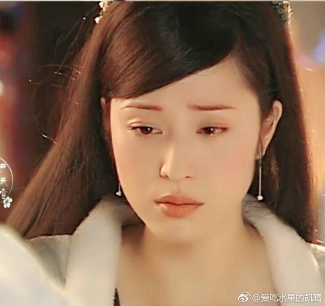 陈法蓉与杨千嬅合影容颜依旧，50岁的她还如此漂亮，年轻时太惊艳