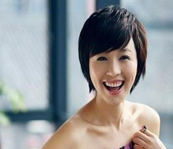 央视美女欧阳夏丹老公竟然是他！网友表示万万没想到！