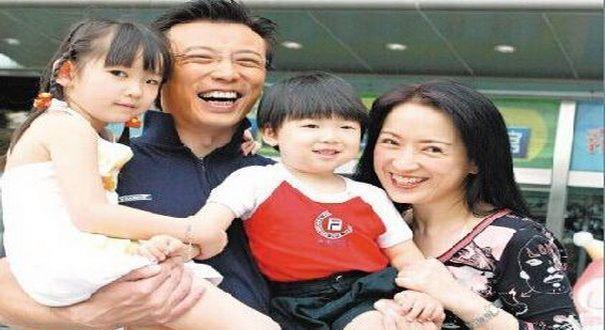 曾是黄日华最爱的女人, 颜值不输赵雅芝, 今16岁女儿比妈妈还美