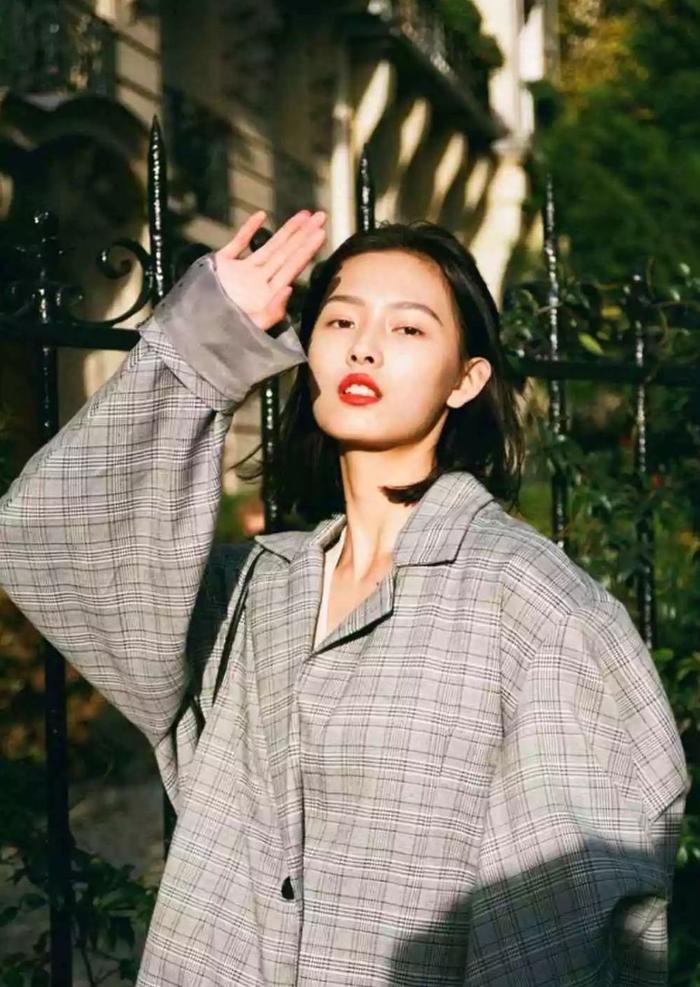 宋威龙感情曝光？为什么女方疑似20岁！