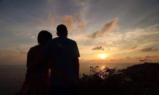 夫妻本是同林鸟，百年修得共枕眠，离婚的人为什么越来越多了？