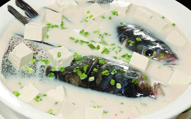 鱼头豆腐火锅的制作方法，记住这几点，做法简单，营养又健康！