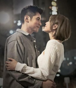 ​陈家乐连诗雅一起做运动秀恩爱 运动完再次吃美食享受浪漫