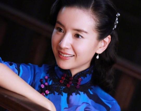 陈坤等了她13年不结婚，在她离婚后，如今41岁终于得到她！