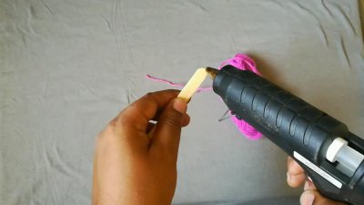 ​DIY简易花瓶的方法，难度1颗星，变废为宝的小妙招！