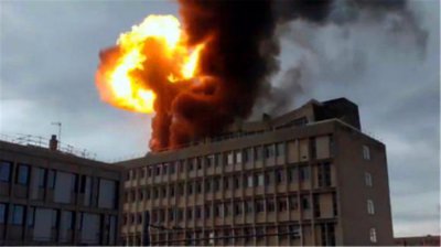 ​法国著名大学发生大爆炸, 烟雾弥漫, 多人伤亡, 马克龙怒查真相
