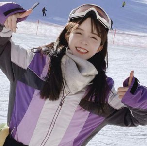 ​莉哥被“封杀”一年后，动态更新十分频繁，网友：复出指日可待