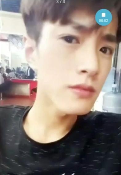 斗鱼“车王”青山:qq飞车手游人气新星