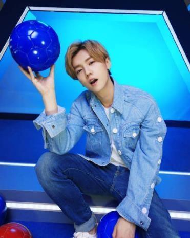 邓超怼鹿晗跳舞不好，鹿晗晒图回怼！鹿哥也是同道中人啊