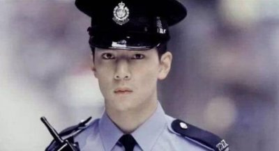 ​有种“整容”叫尹正剪头，只是换个发型而已，却感觉像吴彦祖本祖