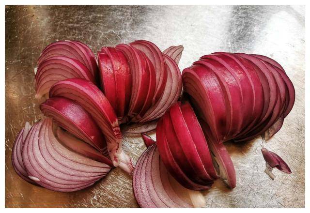 最理想的补血食材之一，猪肝怎么做才好吃？