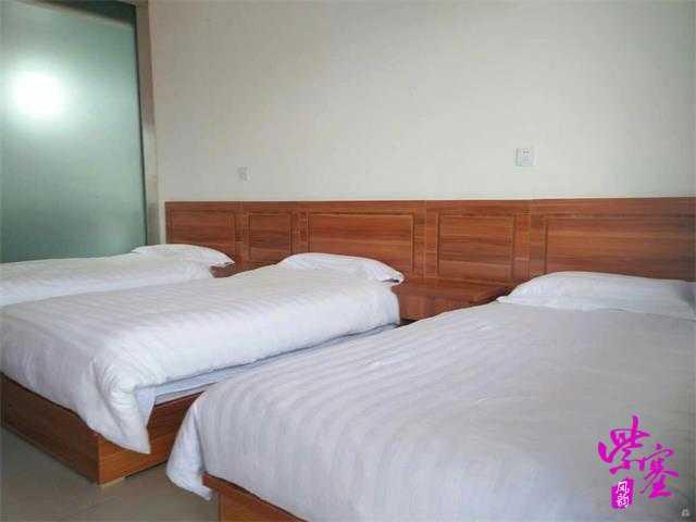 承德丰宁坝上老董农家主人的纯朴、热情、是您避暑纳凉的最佳选择