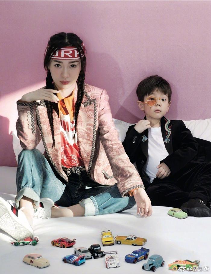 嗯哼：妈妈和我说的最多的一句话是“我爱你”