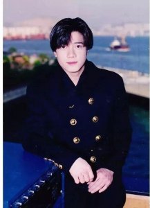 ​郭富城年轻时超帅照片曝光，这盛世美颜不愧是天王