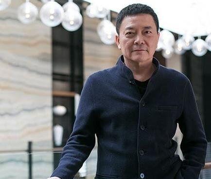 他是刘涛前夫，曾在一起4年，因自卑离开，如今成这般模样！