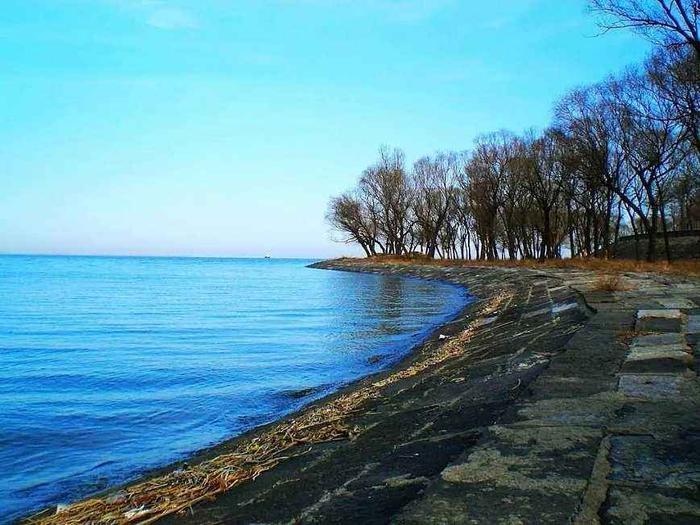 江苏一座分不清南北的城市，地处南北分界线，为此建了个专属地标