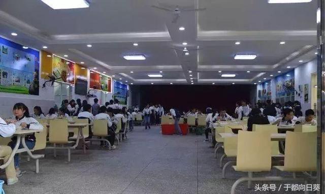 下一站，于都实验中学，你是否和我一样把青春留在这里？