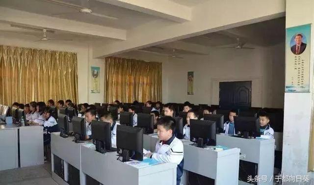 下一站，于都实验中学，你是否和我一样把青春留在这里？