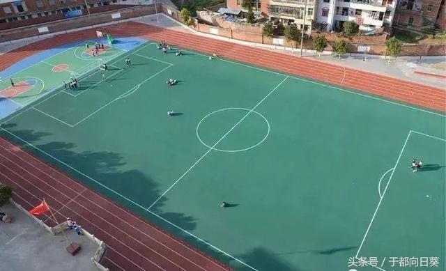 下一站，于都实验中学，你是否和我一样把青春留在这里？