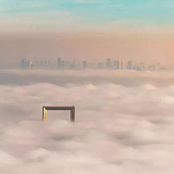 迪拜：惊艳世界的建筑奇观