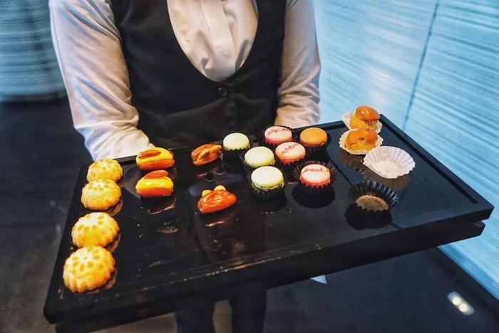 迪拜：惊艳世界的建筑奇观