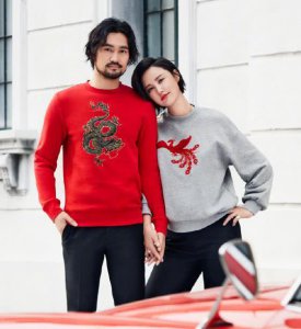 ​张歆艺晒9个月孕照，并感恩丈夫的陪伴，夫妻俩恩爱合影甜炸了！