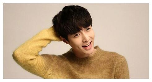 张艺兴首个名誉权案件胜诉，被告经济困难主动减免赔偿网友大赞