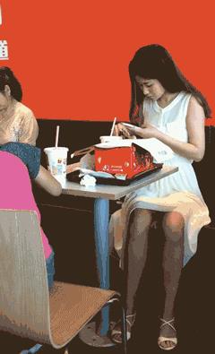 GIF图+内涵段子~不信你不笑