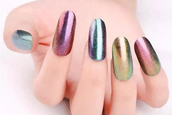 温变甲油胶的使用方法 温变甲油胶可以做渐变吗