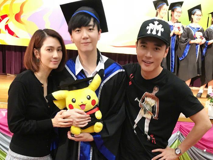 张丹峰爱子张浩锋成功出道，实力不输范丞丞