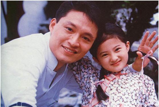 “婉君”金铭近况，创办儿童剧团并亲自授课，39岁仍单身