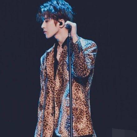 娱乐资讯：杨幂蔡徐坤同框，成北京电视台春晚代言人