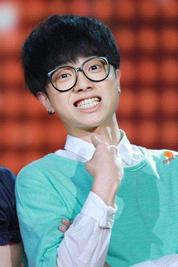 被造型耽误的帅哥们, 白宇成硬汉, 网友: 曾经嫌他丑, 如今追成狗