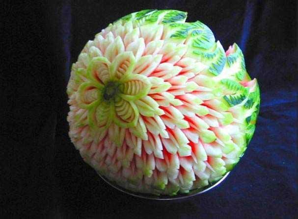 创意的水果雕刻艺术，太有才了！