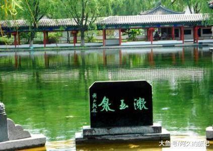 到济南必看天下第一泉趵突泉? 它旁边的这座纪念堂也别错过!