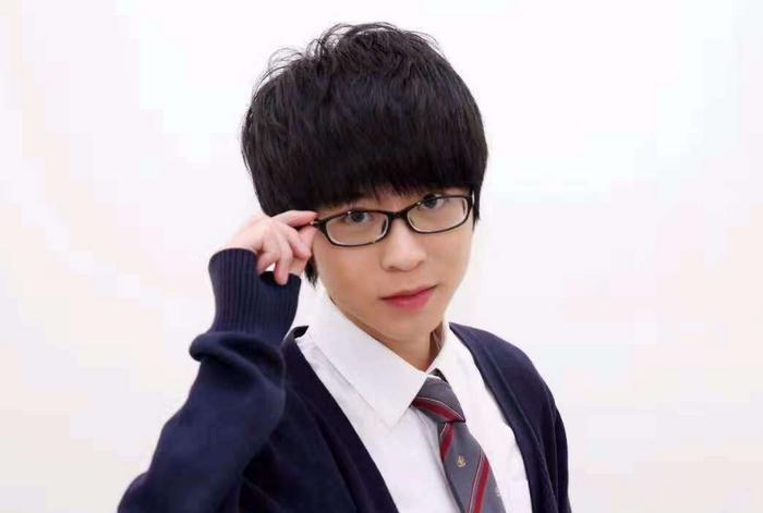 还记得曾经“手撕”嗨氏的楚河吗?终于要在现场露出真身了