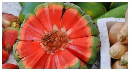 人称“假菠萝”，殊不知十分好吃，一斤30元，吃前须泡一泡