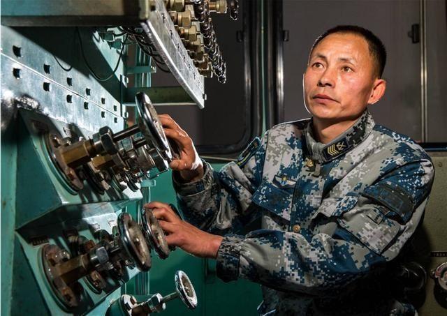 想知道一级军士长在部队可以做什么嘛！